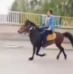 Uçar, motorları solladı: Kırkbulak’ta atlı şov! Fotoğrafı